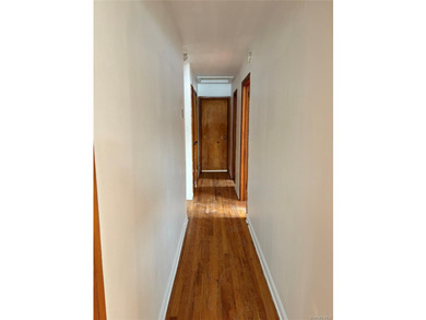 Very Nice and clean property needs some repairs SOLD AS IS - photo 10