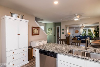 Welcome to easy coastal living in Tradewinds Plantation on - photo 18