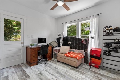 Welcome to your slice of paradise in West Palm Beach! This - photo 20