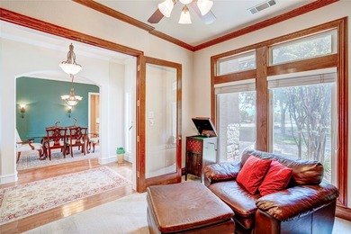 Experience extraordinary lakefront living in this stunning - photo 9