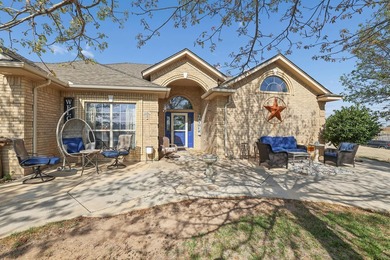 Have you always wanted a home on top of a hill? This one might - photo 3
