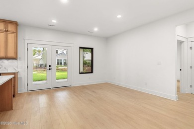 CURATED. COASTAL. LUXURY. Brand new and beautifully designed - photo 15
