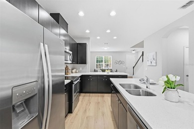 Under contract-accepting backup offers. Welcome to this - photo 17