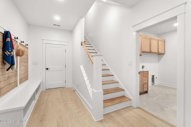 CURATED. COASTAL. LUXURY. Brand new and beautifully designed - photo 20