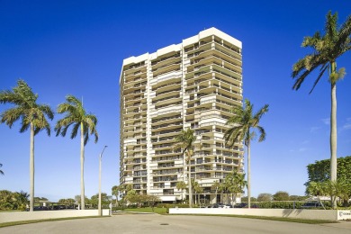 Lake Condo For Sale in West Palm Beach, Florida