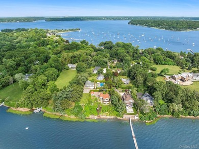 Immerse yourself in this stunning waterfront villa on Centre - photo 27
