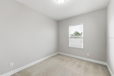 Under contract-accepting backup offers. Welcome to this - photo 29