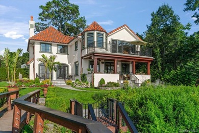 Immerse yourself in this stunning waterfront villa on Centre - photo 32