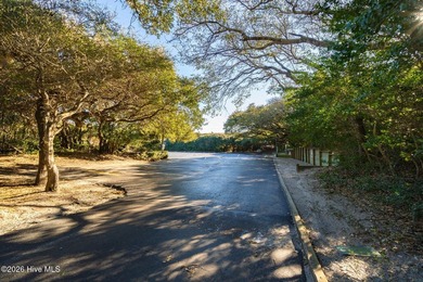 CURATED. COASTAL. LUXURY. Brand new and beautifully designed - photo 46