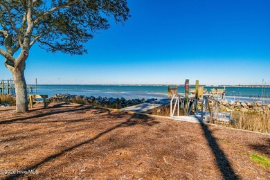 CURATED. COASTAL. LUXURY. Brand new and beautifully designed - photo 49