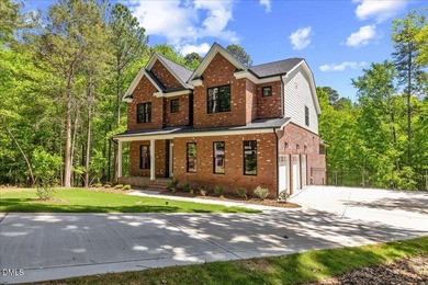 Like-new luxury in Durham's highly sought-after Treyburn - photo 2