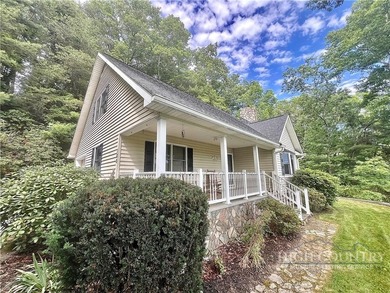 A RIVER VIEW AND JUST 15 MINUTES TO BOTH HISTORIC WEST JEFFERSON - photo 1