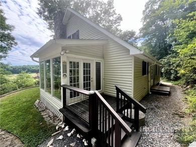 A RIVER VIEW AND JUST 15 MINUTES TO BOTH HISTORIC WEST JEFFERSON - photo 4