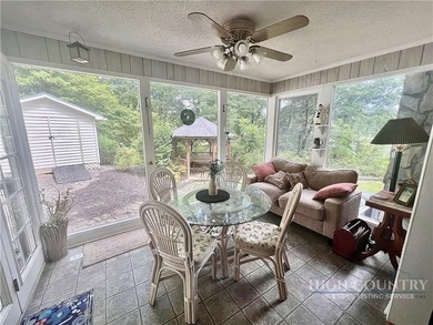 A RIVER VIEW AND JUST 15 MINUTES TO BOTH HISTORIC WEST JEFFERSON - photo 5