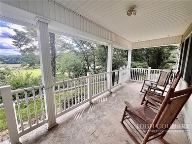 A RIVER VIEW AND JUST 15 MINUTES TO BOTH HISTORIC WEST JEFFERSON - photo 6
