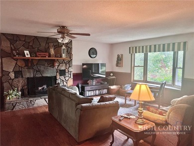 A RIVER VIEW AND JUST 15 MINUTES TO BOTH HISTORIC WEST JEFFERSON - photo 8