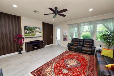 Welcome to this beautifully upgraded 3 bedroom, 3 bathroom end - photo 10