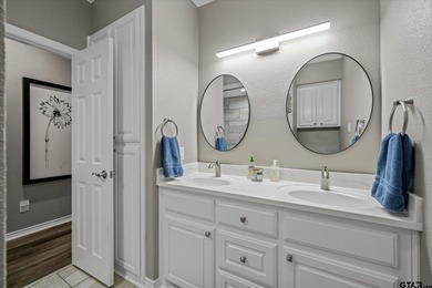 Open House 6/28/26 2-5PM. Absolutely stunning, fully updated - photo 29