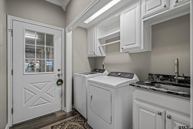 Open House 6/28/26 2-5PM. Absolutely stunning, fully updated - photo 30