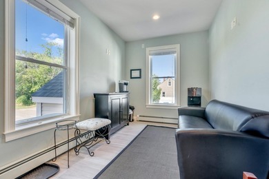 High-visibility commercial opportunity on Washington Avenue in - photo 3