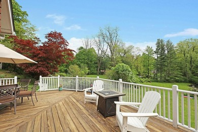 This picturesque ca 1780 farmhouse retains all of its historic - photo 6