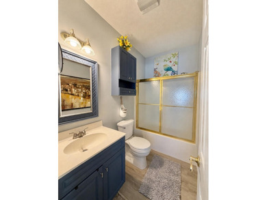 Welcome to this beautifully renovated 2-bedroom, 2-bathroom - photo 12