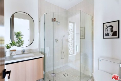 Perched above one of Silver Lake's most coveted corridors, this - photo 13