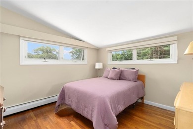 Location, lifestyle, and timeless mid-century charm come - photo 26