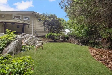 Location, lifestyle, and timeless mid-century charm come - photo 44