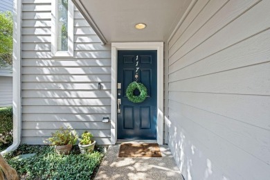 Lake Condo For Sale in Dallas, Texas