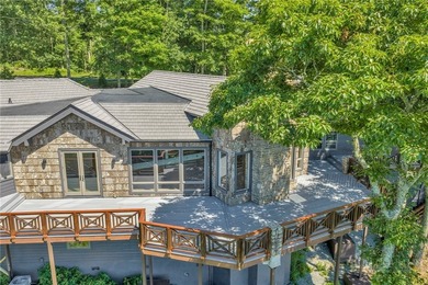 Rarely does a home become available with a setting as - photo 7