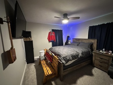 Enjoy the simplicity and convenience of this well-maintained - photo 12