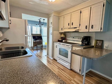 Virtually Staged. Located in a quiet and favorable area within - photo 11