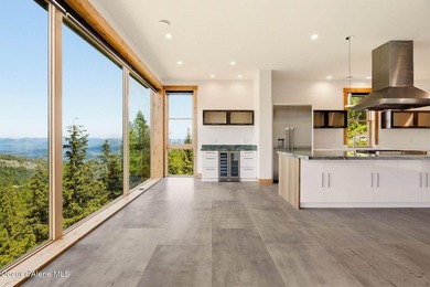 This brand new, never lived, in home commands one of Schweitzer - photo 14