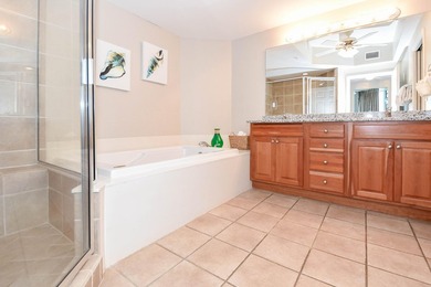 1502 W Silver Beach Towers. This 2-bedroom, 2-bath condominium - photo 14