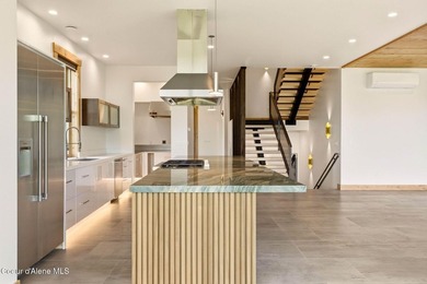 This brand new, never lived, in home commands one of Schweitzer - photo 19