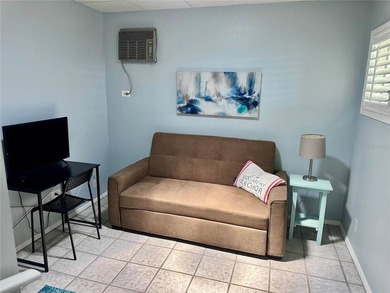 Virtually Staged. Located in a quiet and favorable area within - photo 20