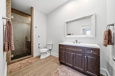 Experience luxury lakefront living in this custom-built estate - photo 29