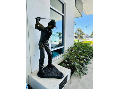 Virtually Staged. Located in a quiet and favorable area within - photo 44