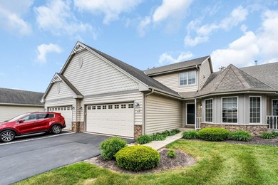 Condo living at its finest! This spacious 2-bedroom, 3.5-bath - photo 1