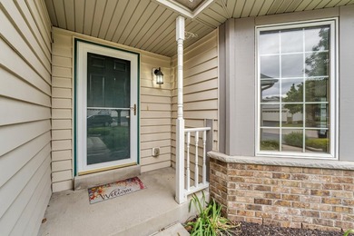 Condo living at its finest! This spacious 2-bedroom, 3.5-bath - photo 3