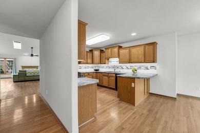 Condo living at its finest! This spacious 2-bedroom, 3.5-bath - photo 4