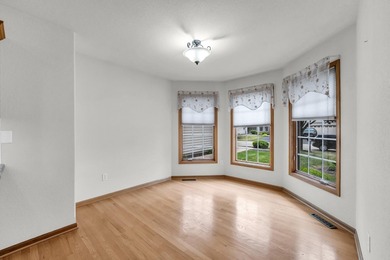 Condo living at its finest! This spacious 2-bedroom, 3.5-bath - photo 5