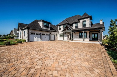 Gorgeous 5 Bedroom, 7 Bathroom home in prestigious Olde Stone - photo 1