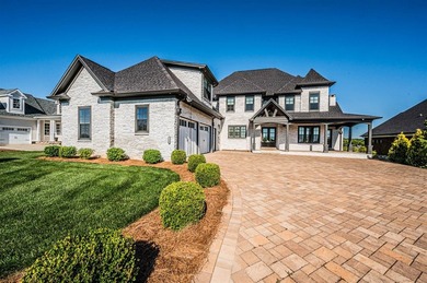 Gorgeous 5 Bedroom, 7 Bathroom home in prestigious Olde Stone - photo 2