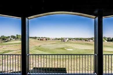Gorgeous 5 Bedroom, 7 Bathroom home in prestigious Olde Stone - photo 7