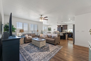 This nearly new 5-bedroom home in the desirable Ridgehorne - photo 3