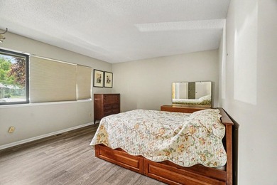 Peaceful, naturesque Parkview Hills living awaits! Explore the - photo 14