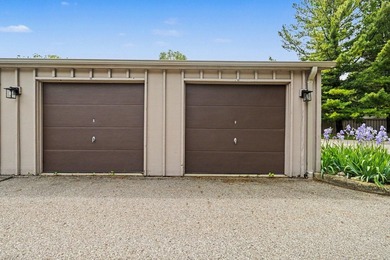 Peaceful, naturesque Parkview Hills living awaits! Explore the - photo 21