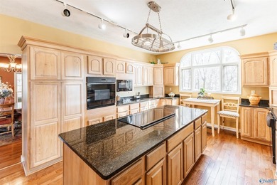 Wake up to million-dollar Lake Guntersville views every single - photo 22